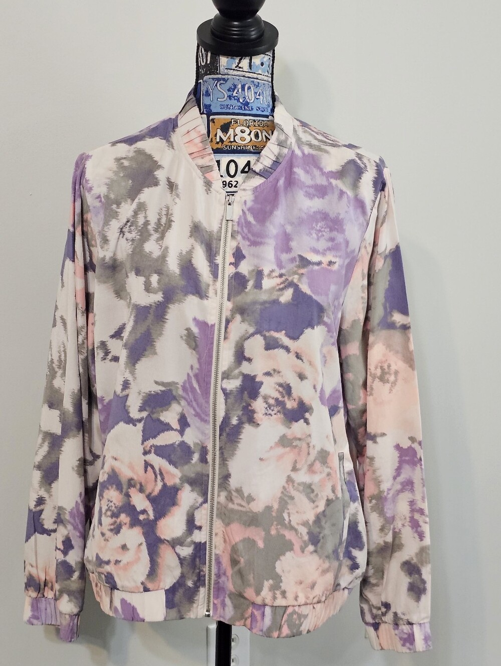 Juicy Couture Women’s XL Floral Bomber Jacket Full Zip 100% Lyocell
